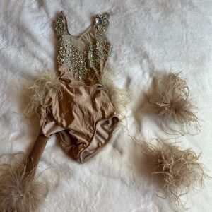 Custom Lion Dance Costume Child Large Nude Rhinestone Feather Solo Competition